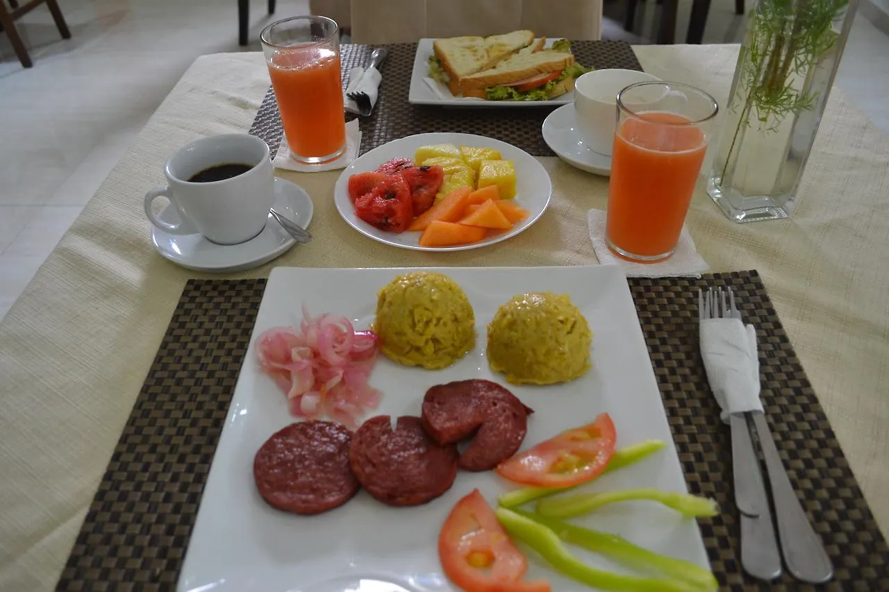 Hotel Renacer Santo Domingo