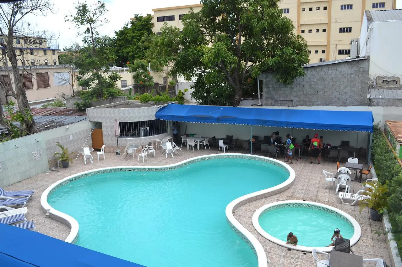 Hotel Renacer 산토도밍고 2*,